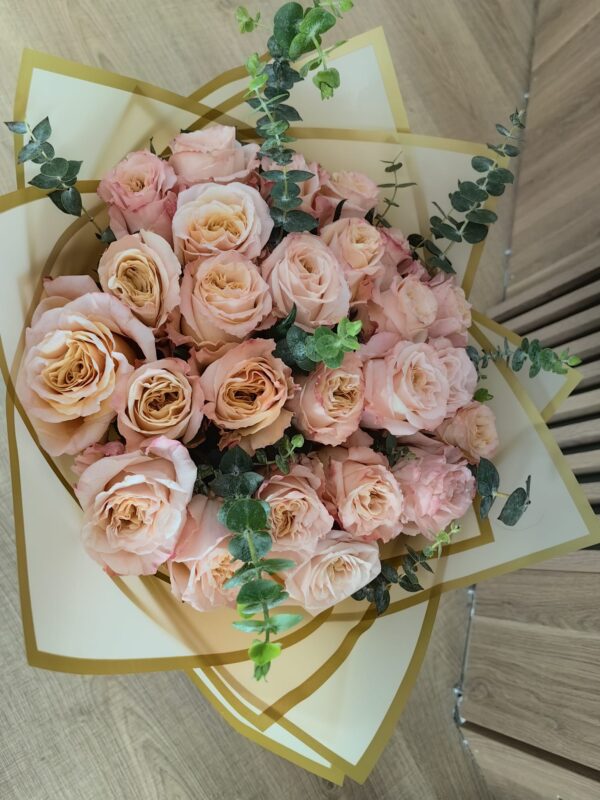 Buchet cu trandafiri Coraille