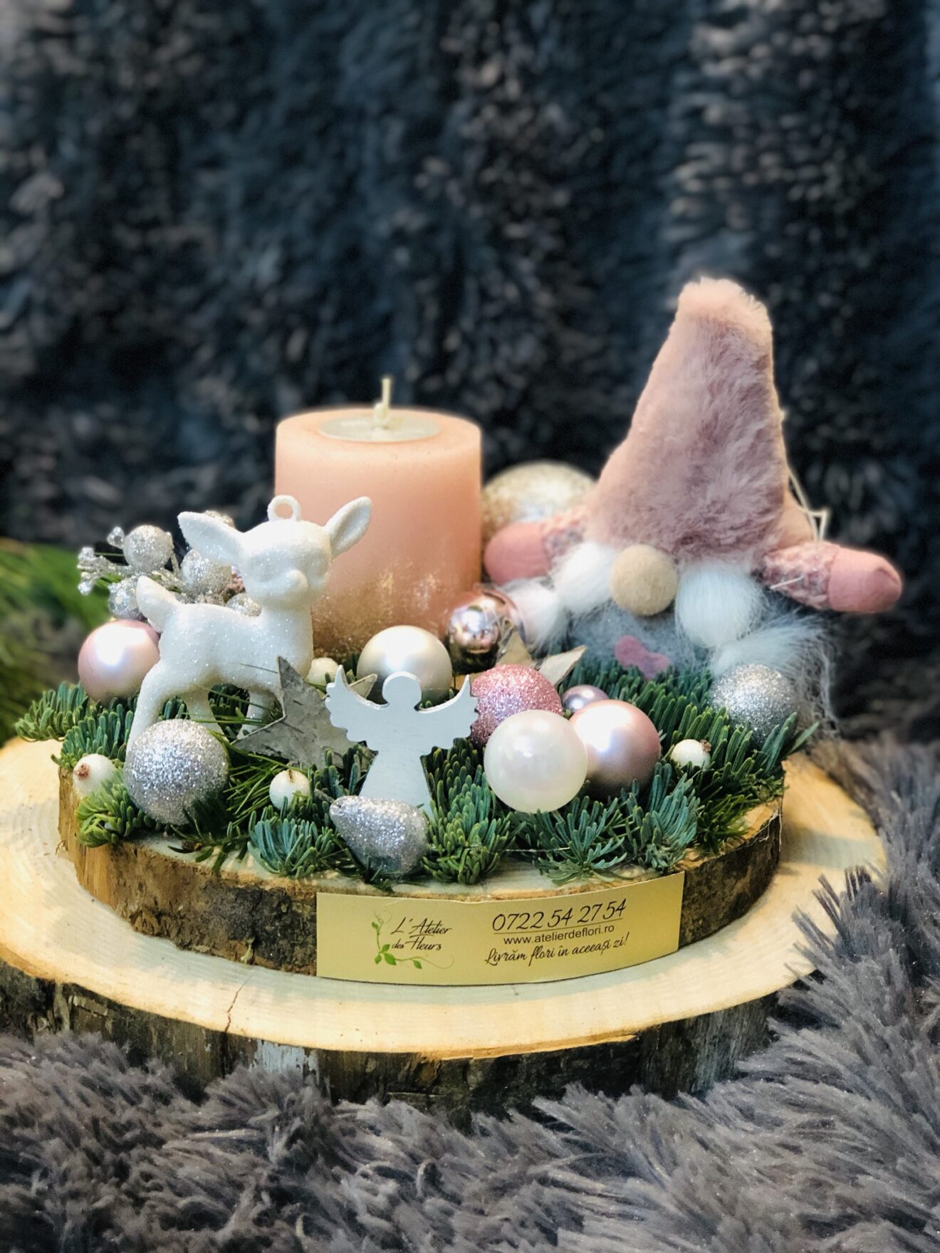 Aranjament Crăciun-felie de lemn diametru 25 cm