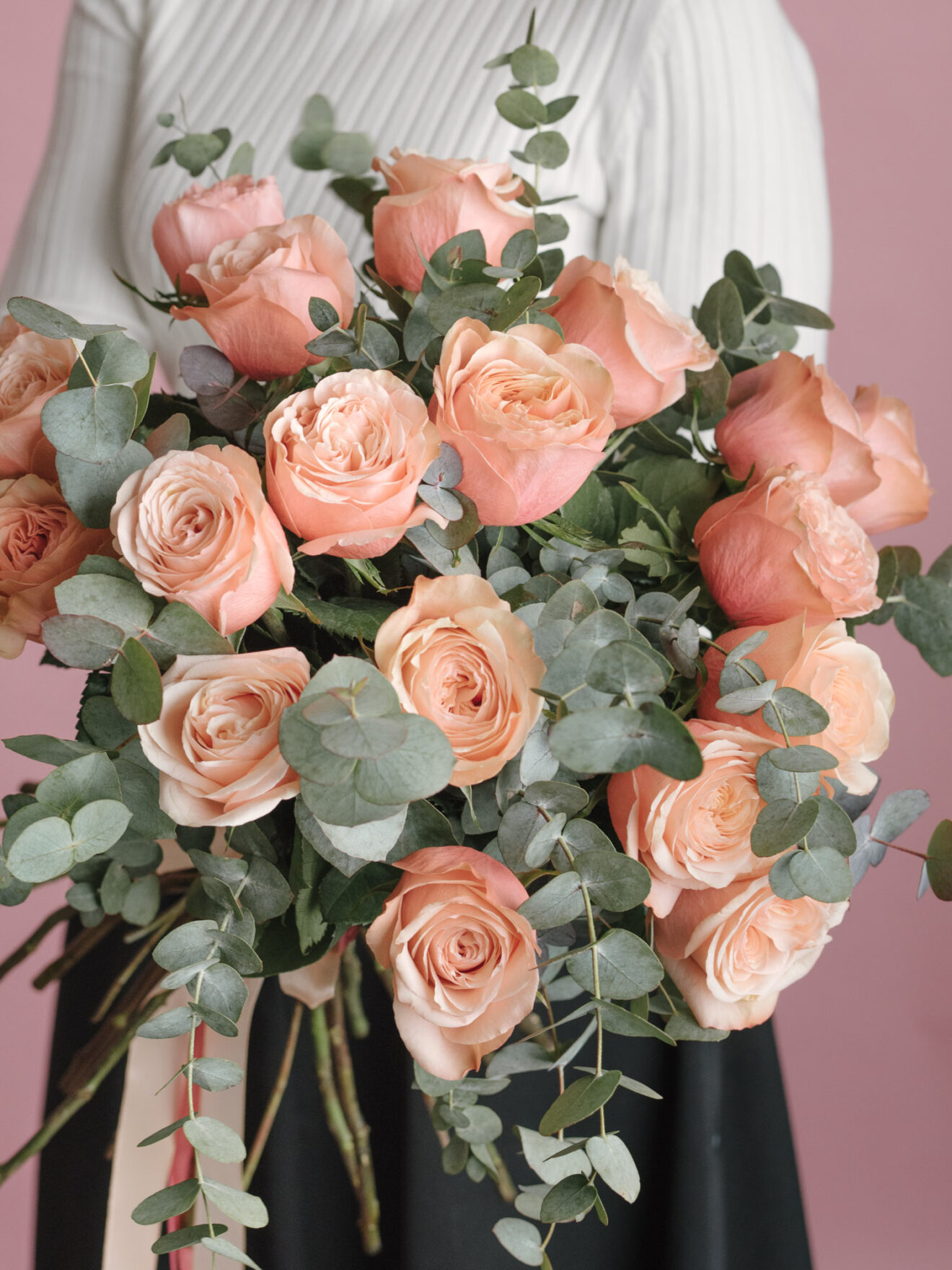 Buchet cu trandafiri roz Coraille