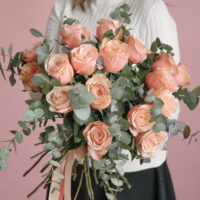 Buchet cu trandafiri roz Coraille