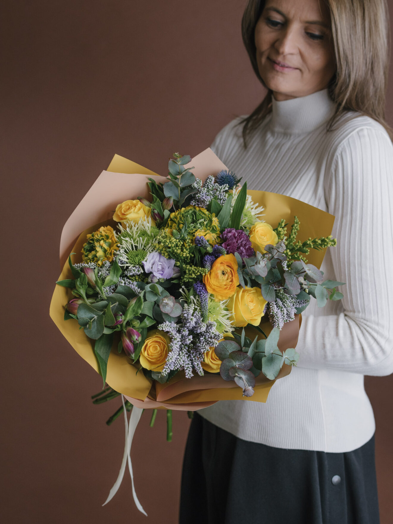 Buchet de flori „Sunt cu gândul la tine”