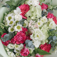 Buchet-In-Nuante-De-Verde-Si-Rosu